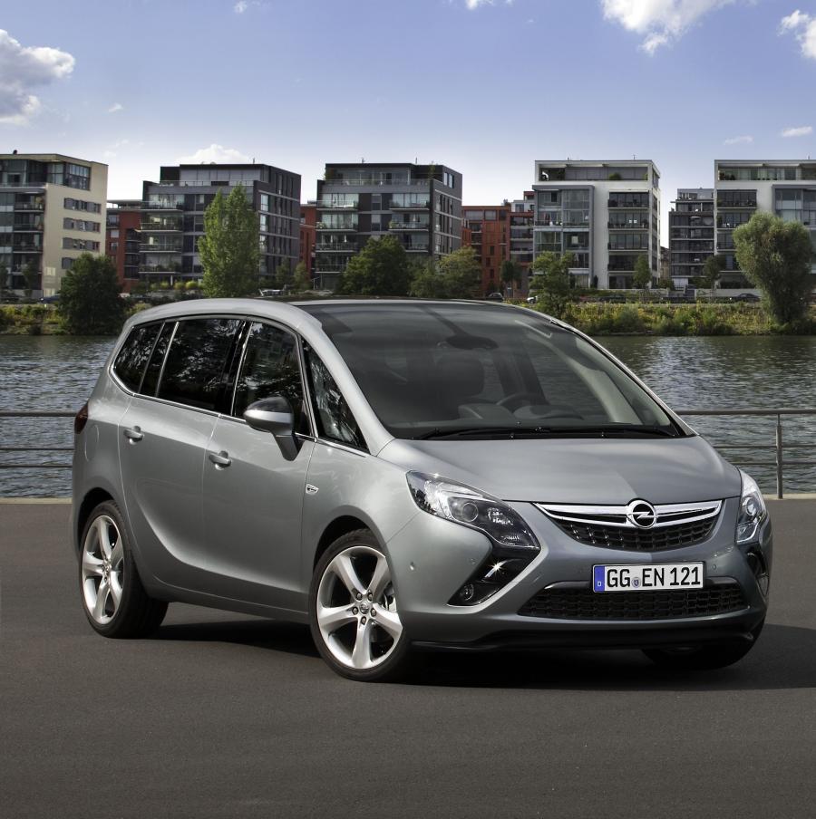  Opel Zafira Tourer 2011 года  (фото 62 из 67)